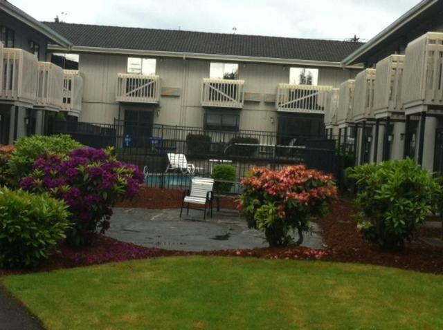 South Tacoma Suites ภายนอก รูปภาพ
